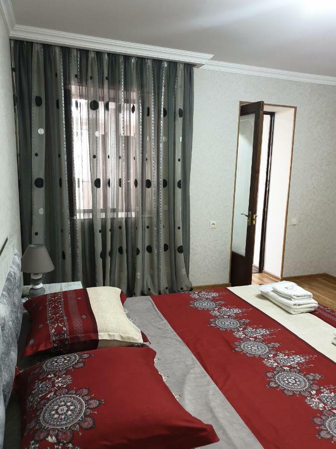 Comfort Tbilisi Exterior foto