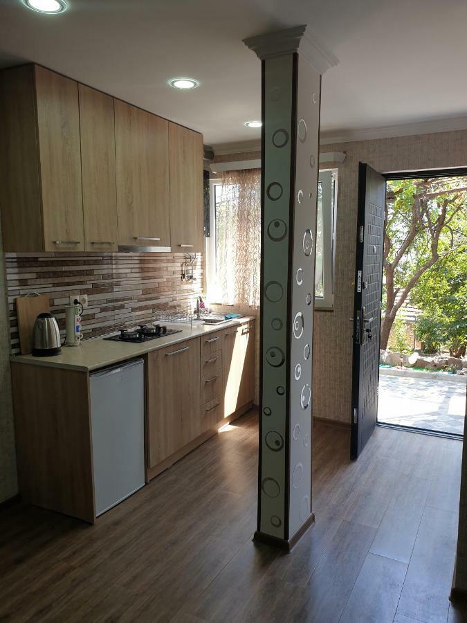 Comfort Tbilisi Exterior foto